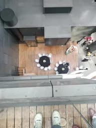 145.jpg